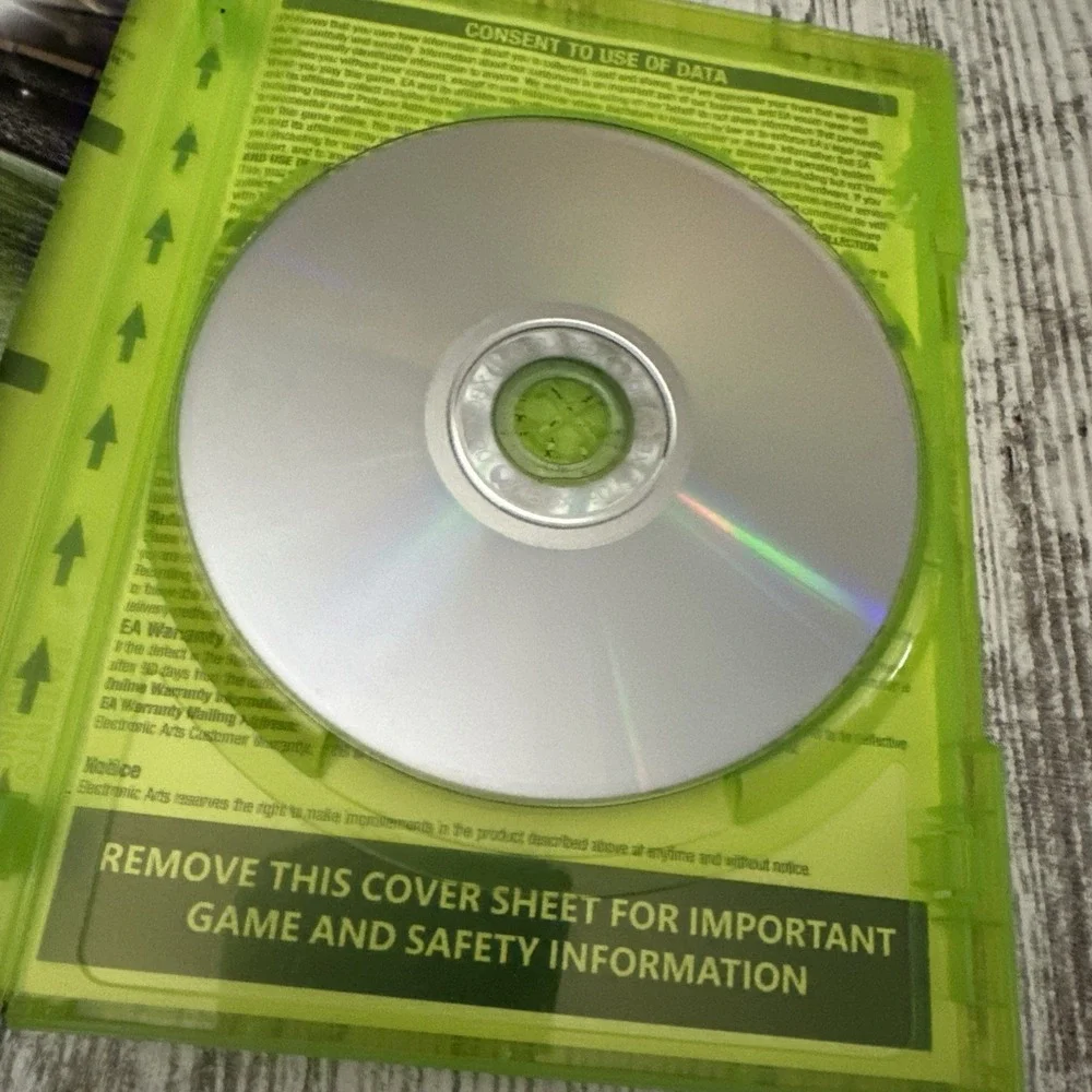 Madden NFL 15 (Microsoft Xbox 360, 2014) No Manual